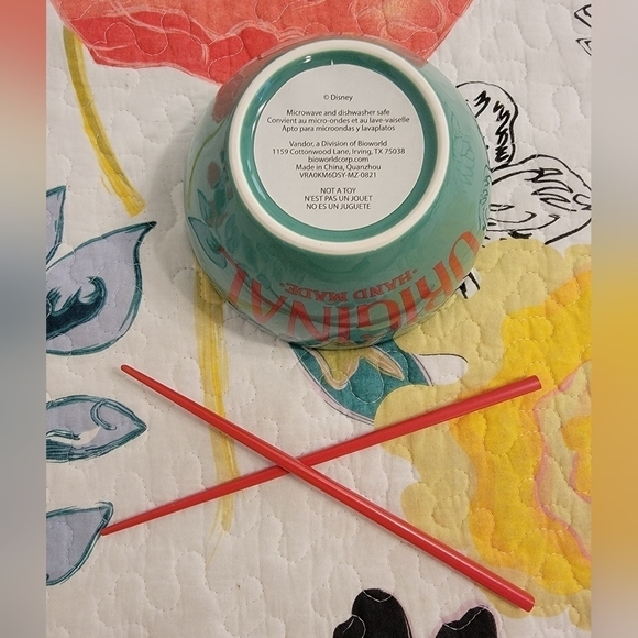 NWT Mickey Mouse Chef Ramen Bowl with Pair of Chopsticks - Picture 4 of 6